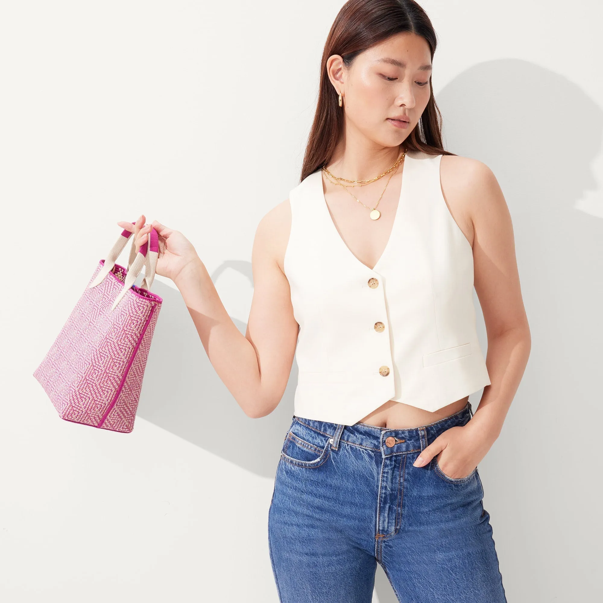 The Lightweight Petite Tote - Fuchsia Geo