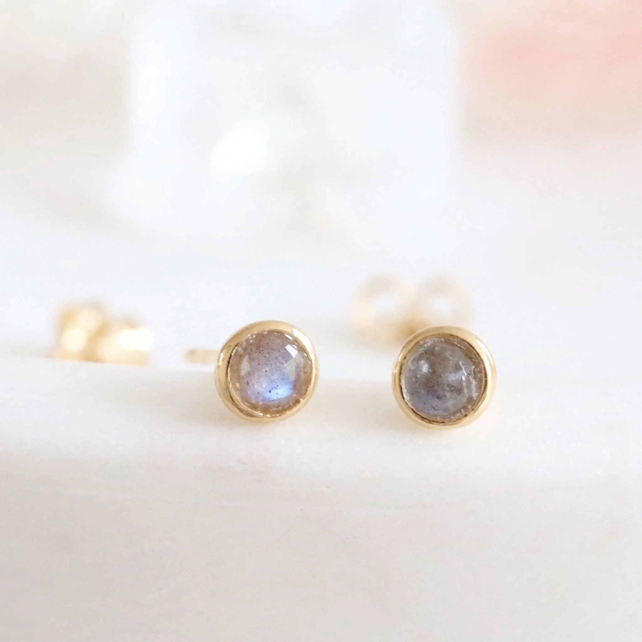 TINY PROTECT STUD EARRINGS - LABRADORITE & GOLD